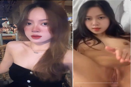 Thân mật với nàng ngực đẹp banh chân cho bạn trai